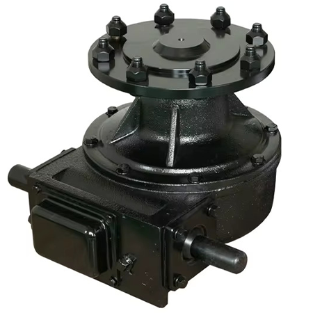 Wheel gearbox for the center pivot irrigation drive train